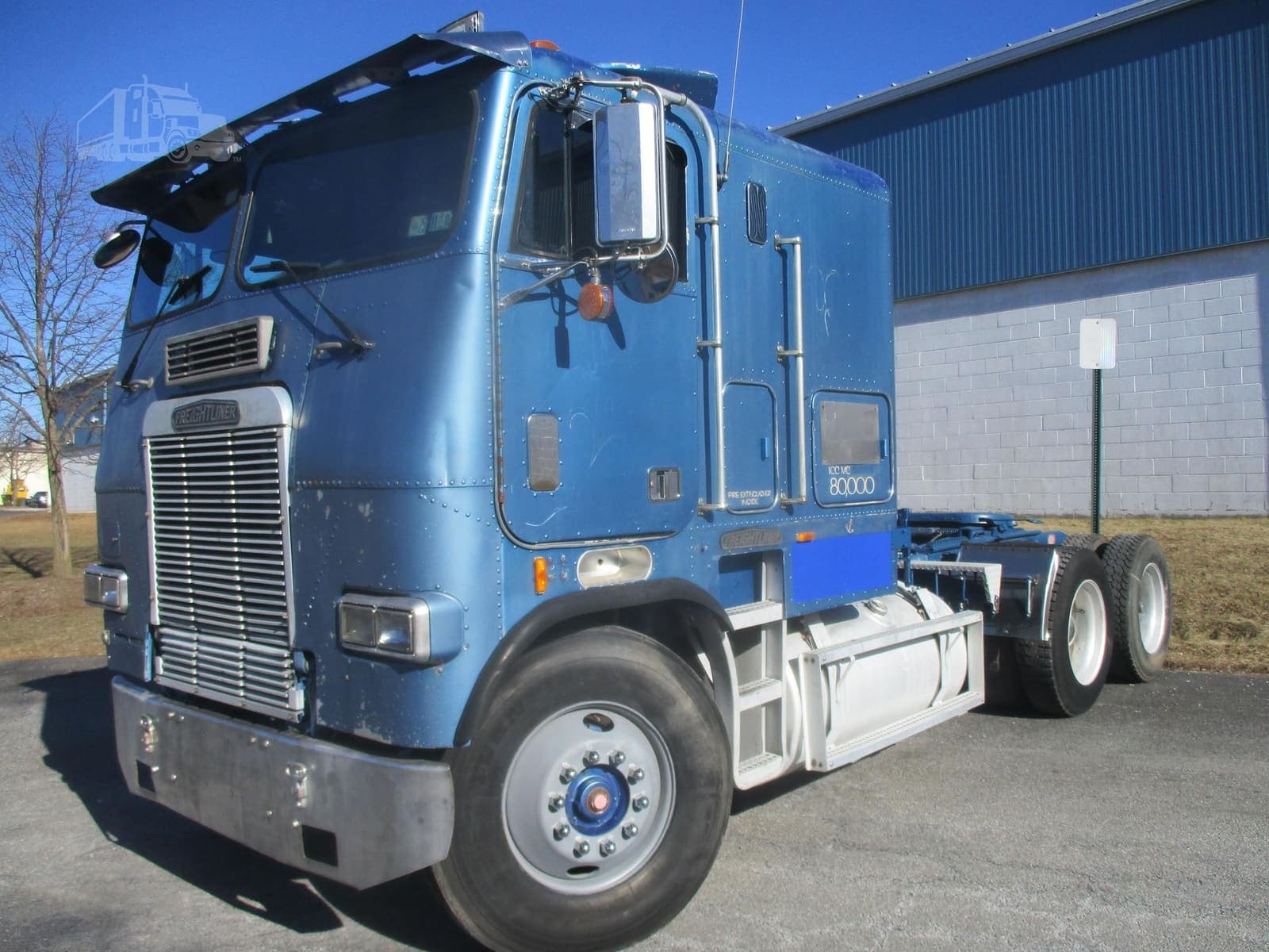 1986 Freightliner WFT72 - photo 1