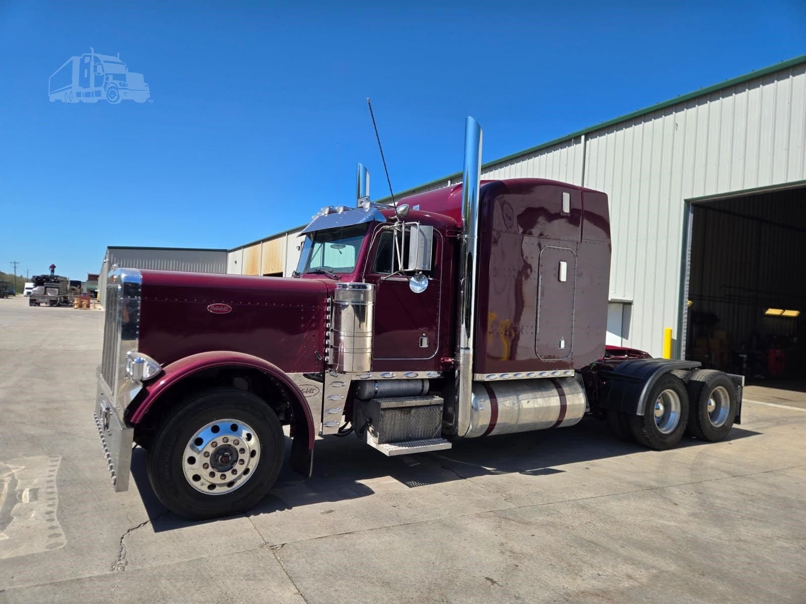 1994 Peterbilt 379 - photo 1