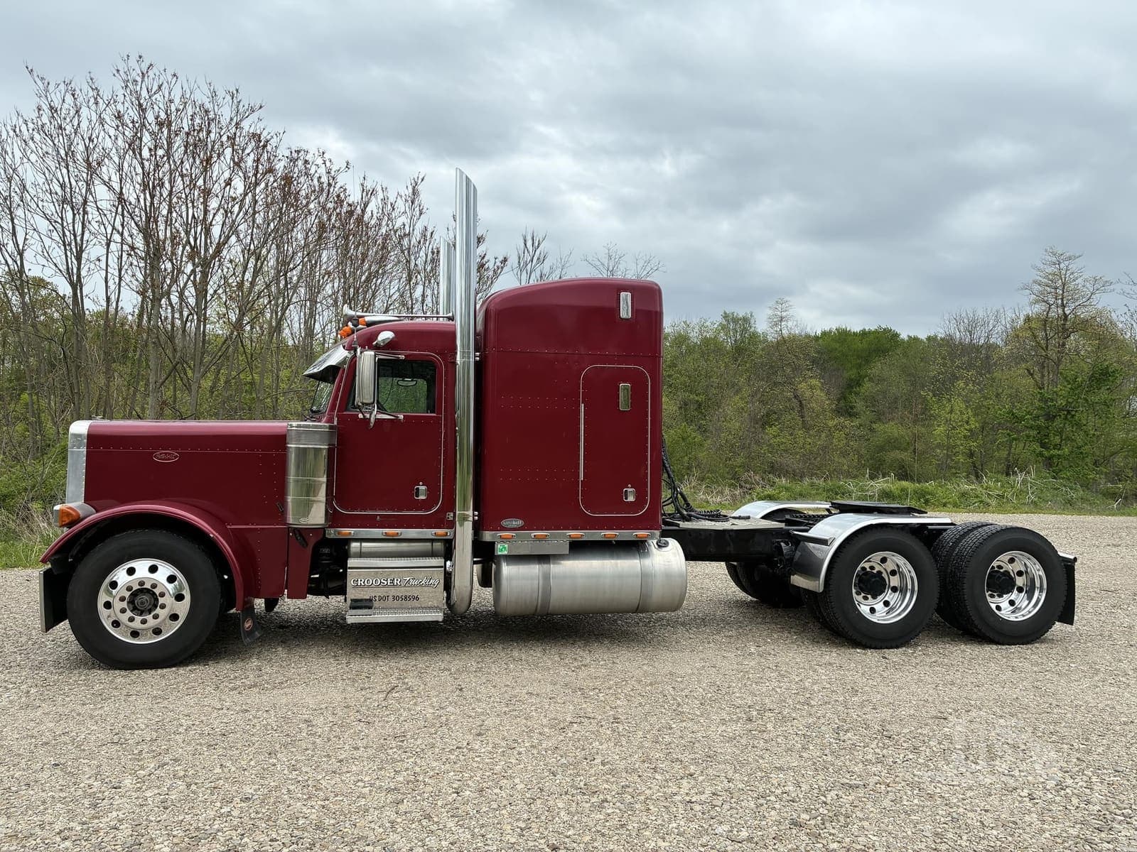 1998 Peterbilt 379 - photo 1