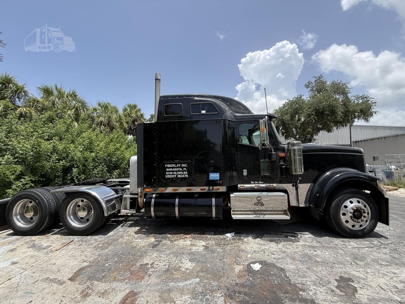 2001 International 9900 - photo 1