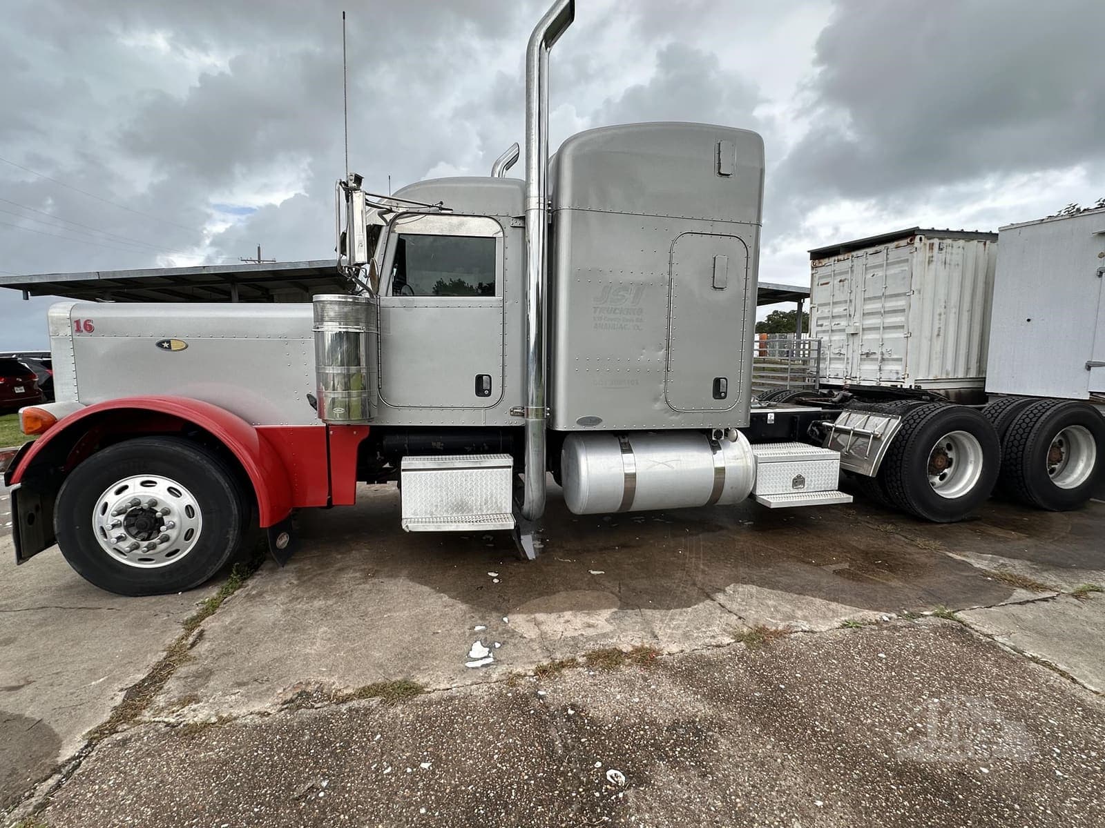 2006 Peterbilt 379 - photo 1