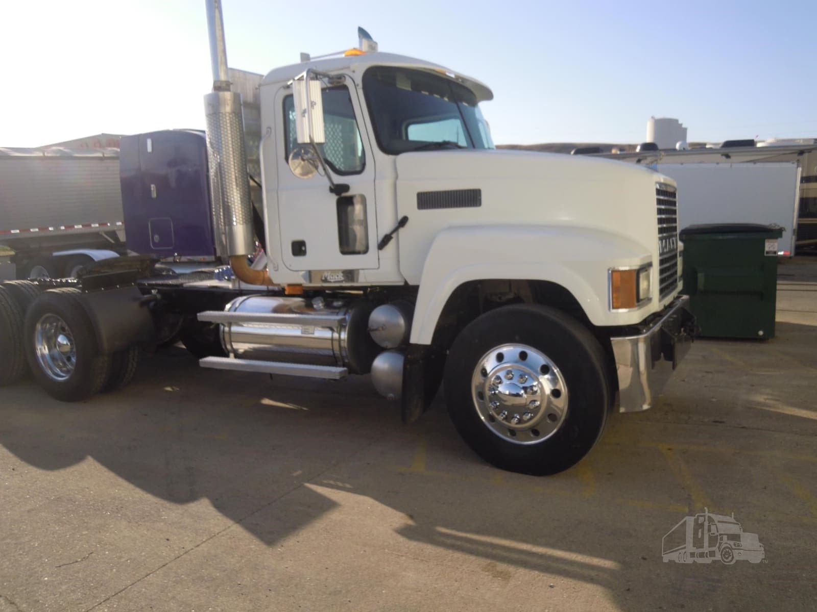 2007 Mack CHN613 - photo 1