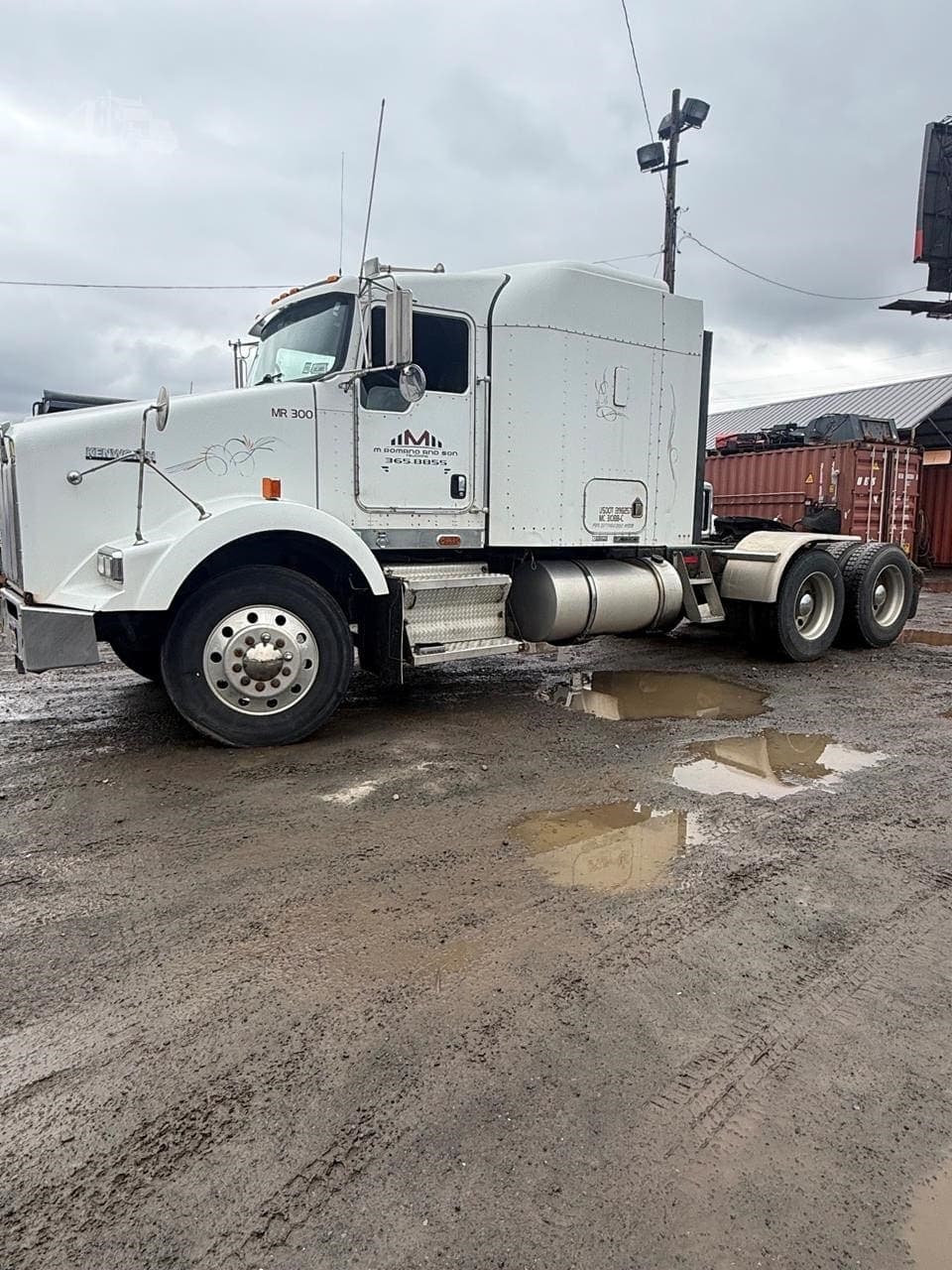 2008 Kenworth T800 - photo 1