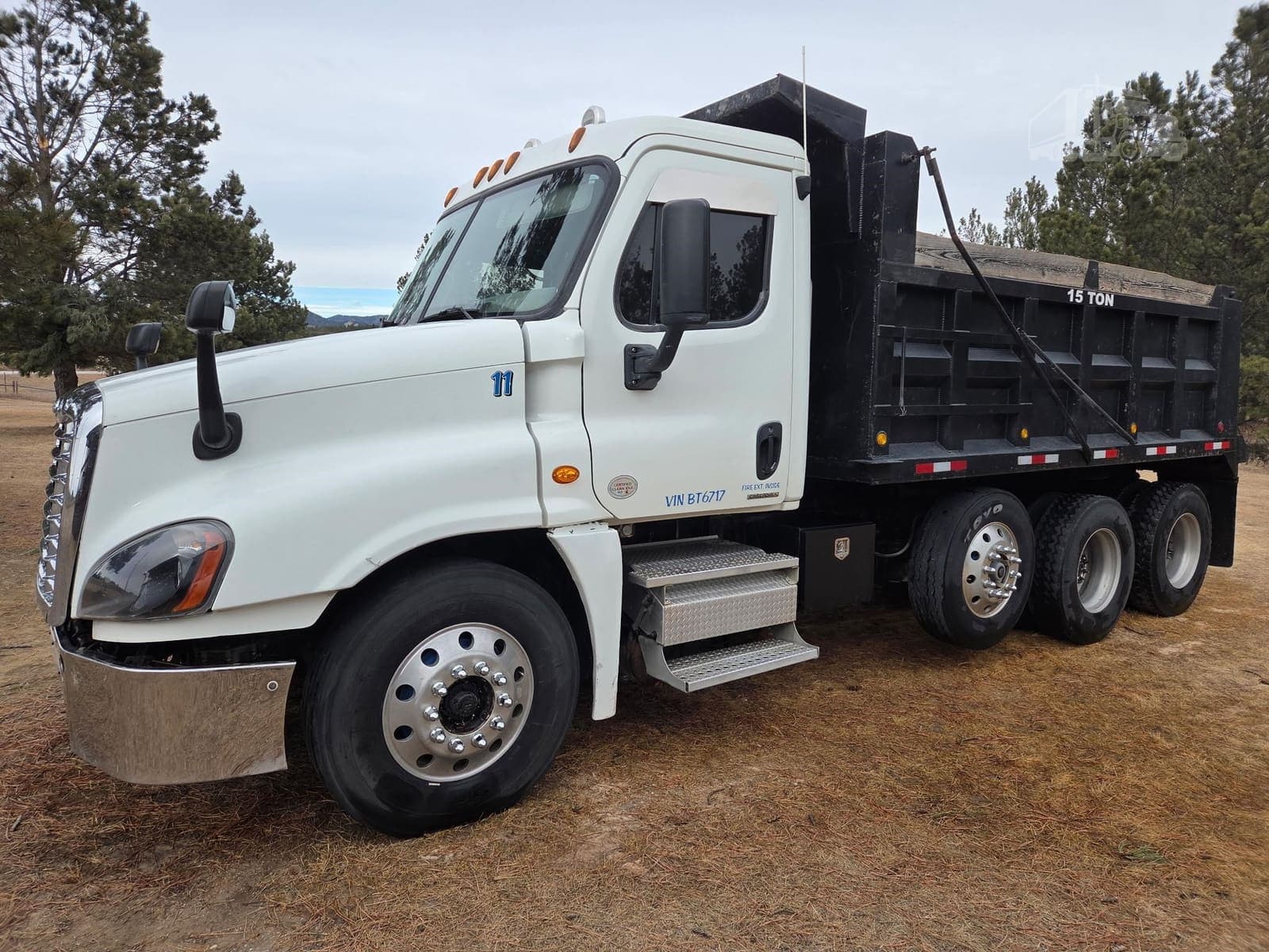 2012 Freightliner Cascadia 125