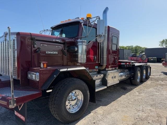 2013 Kenworth C500 - photo 1