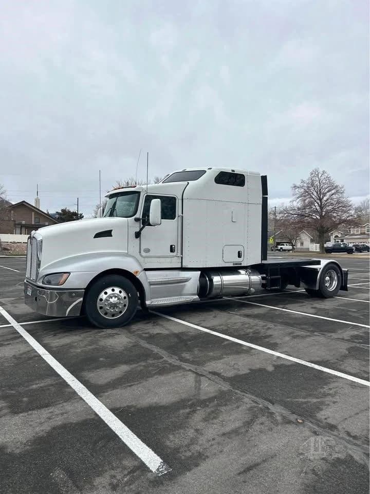 2013 Kenworth T660 - photo 1