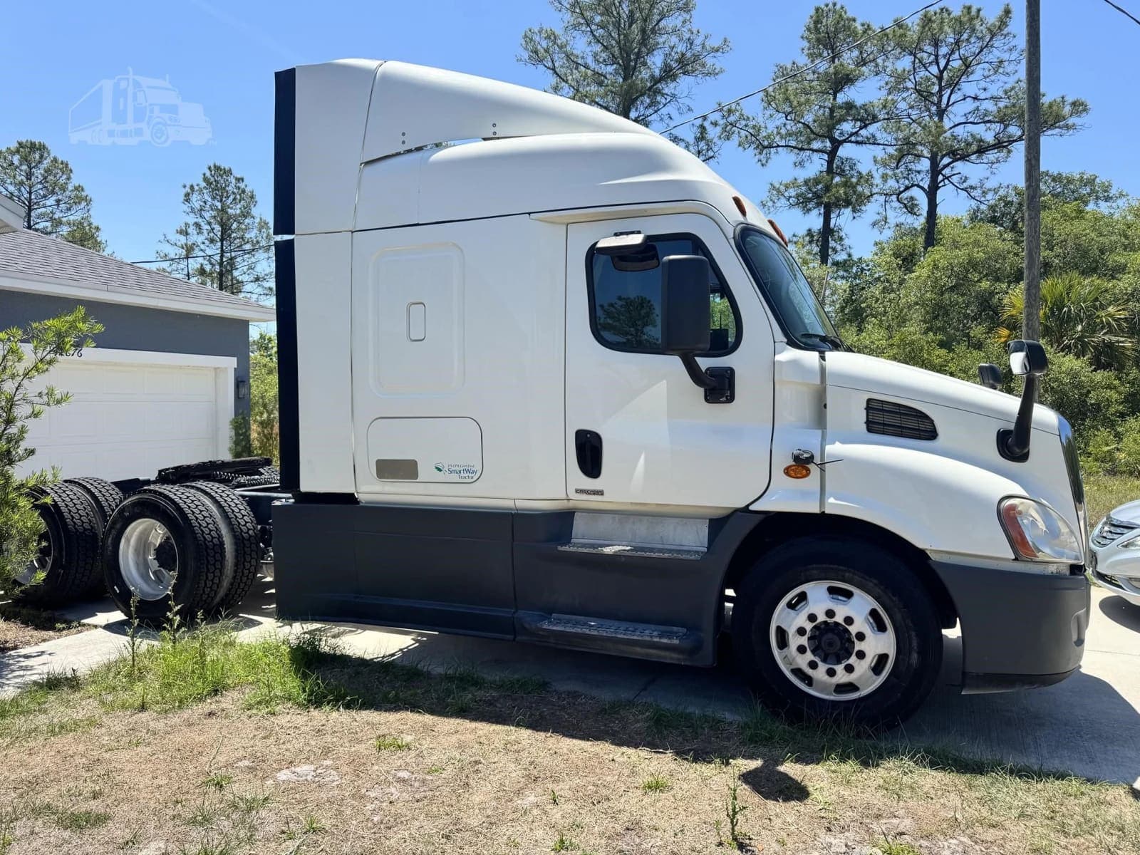 2016 Freightliner Cascadia 113 Evolution - photo 1