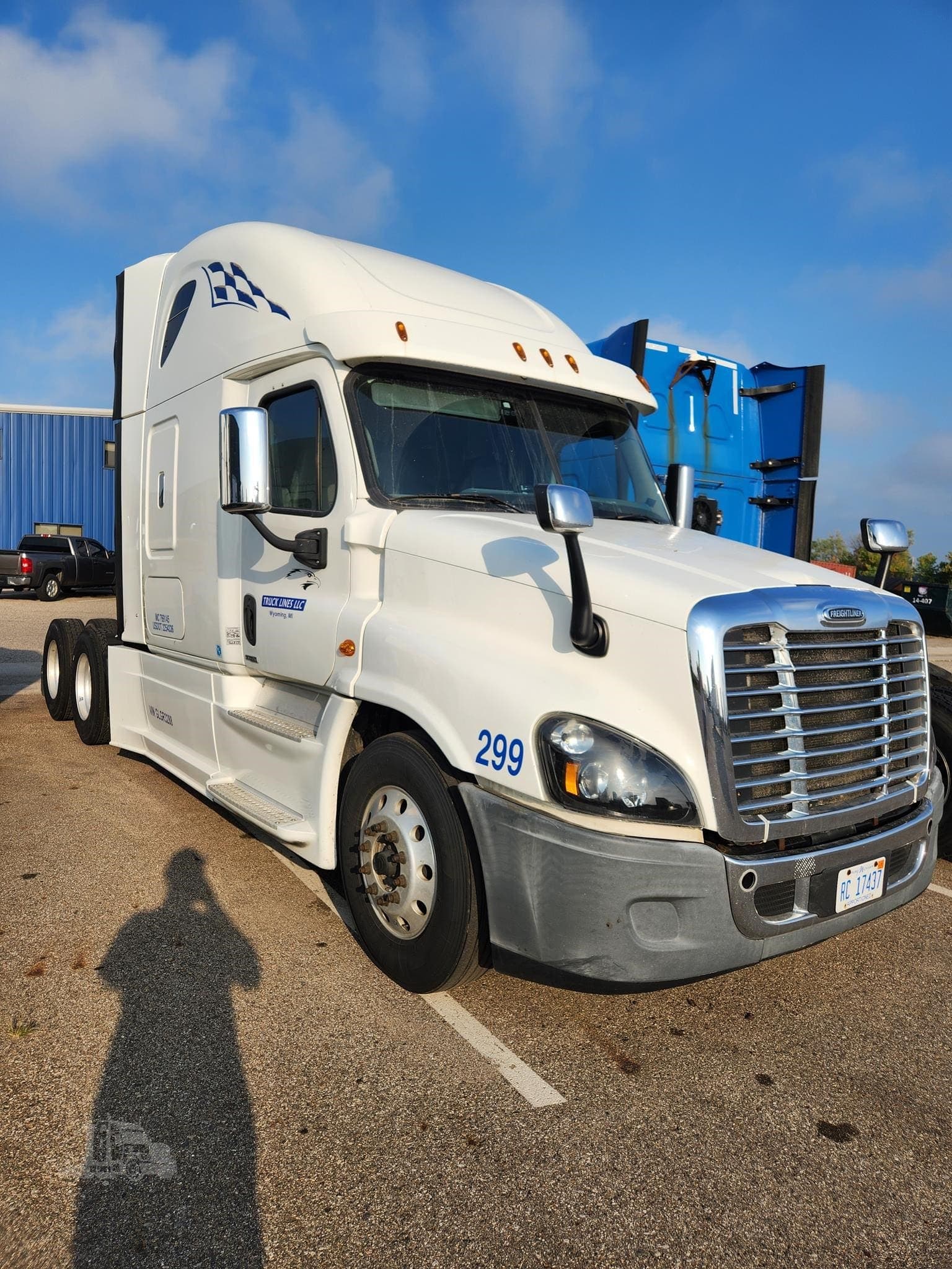 2016 Freightliner Cascadia 125 Evolution - photo 1