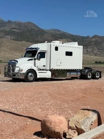 2018 Kenworth T680 - photo 1