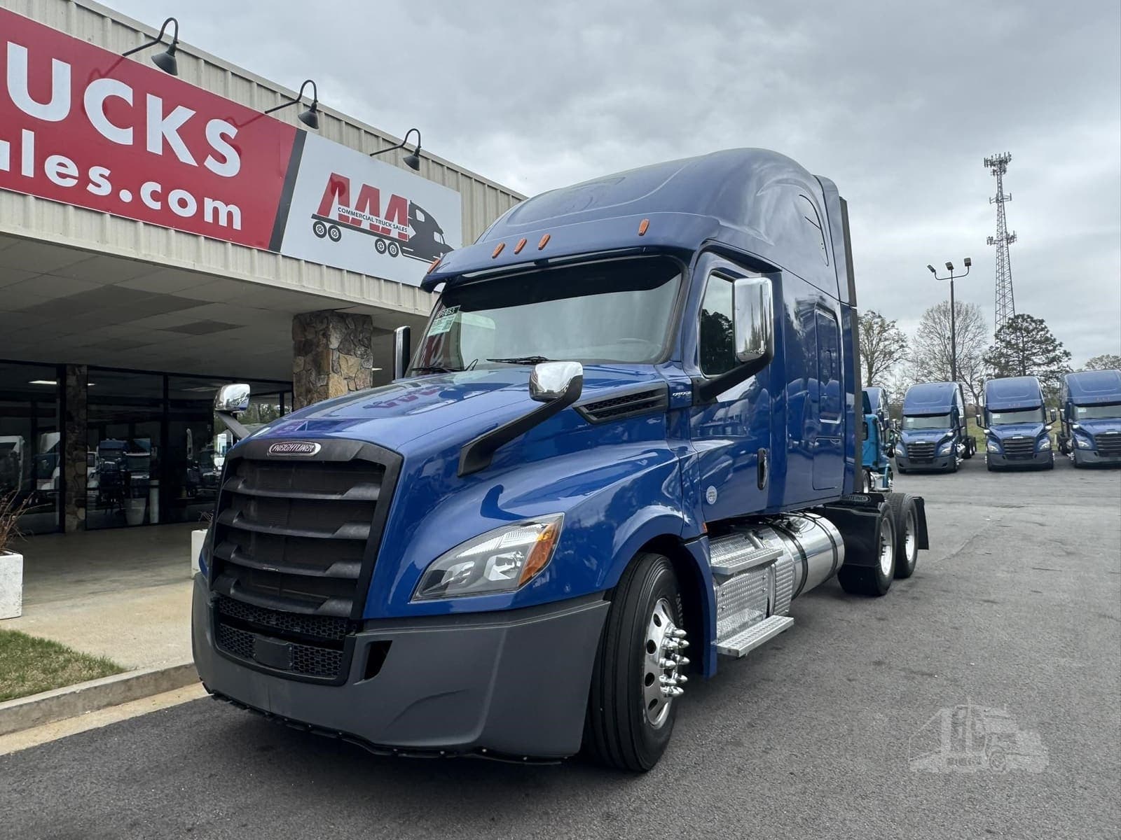 2019 Freightliner Cascadia 126 - photo 1