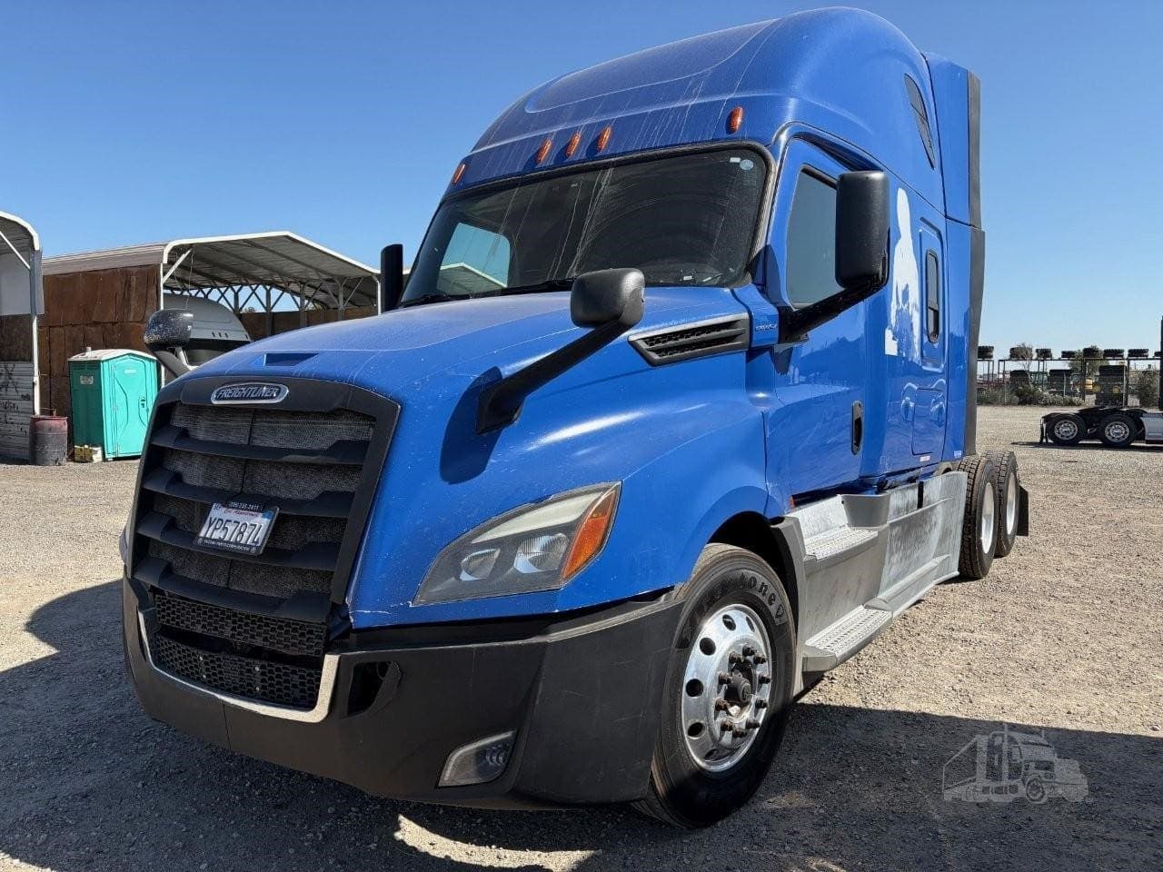 2019 Freightliner Cascadia 126 - photo 1