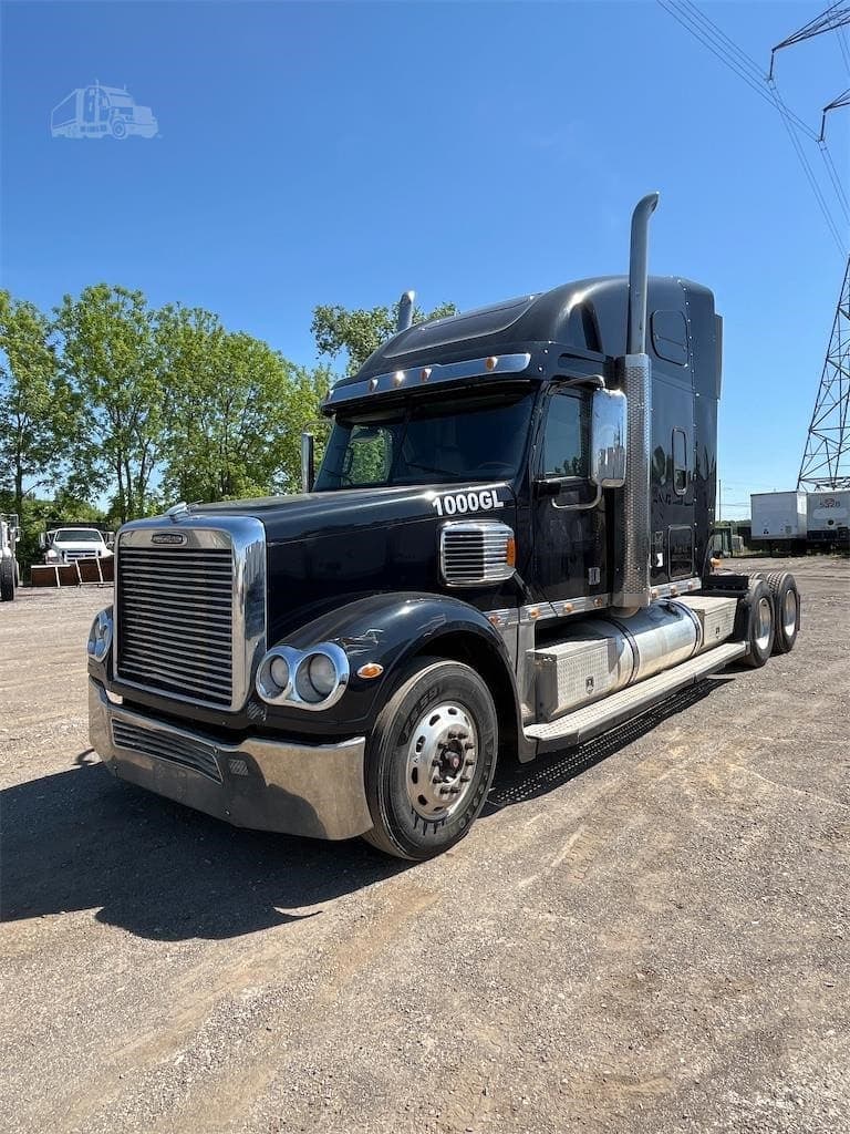 2019 Freightliner Coronado 132 - photo 1