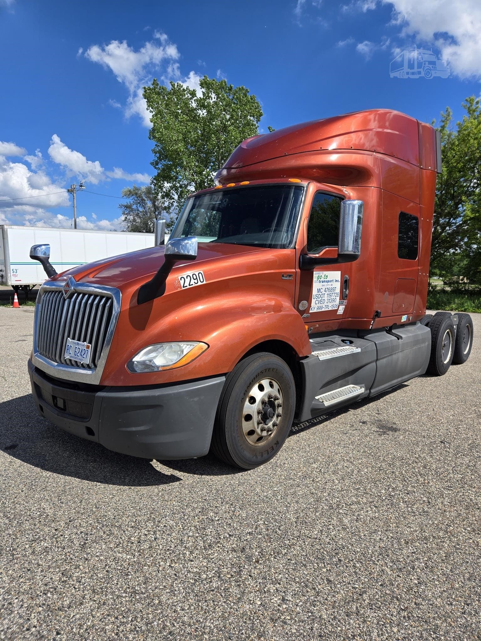 2019 International LT - photo 1