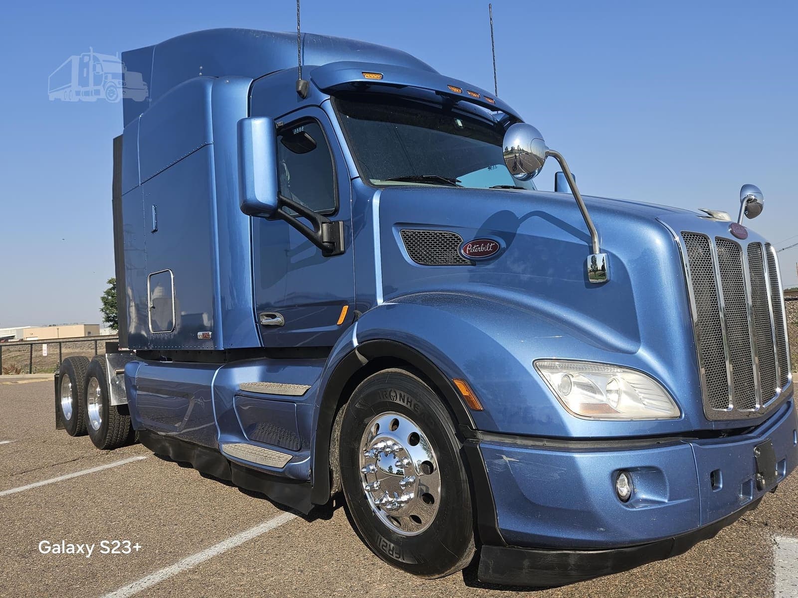 2019 Peterbilt 579 - photo 1