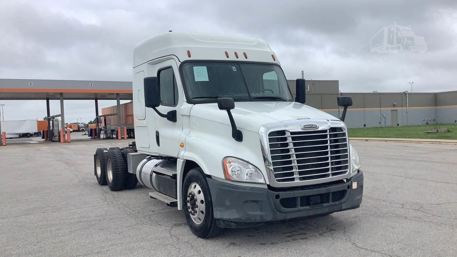 2020 Freightliner Cascadia 125 - photo 1
