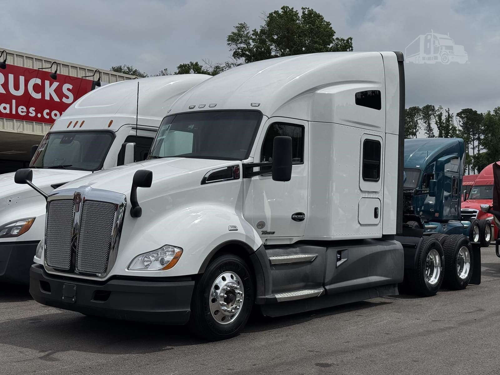 2020 Kenworth T680 - photo 1
