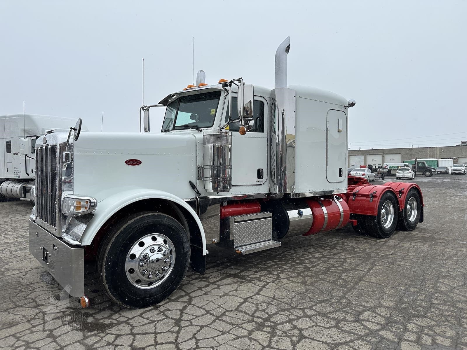 2020 Peterbilt 389 - photo 1