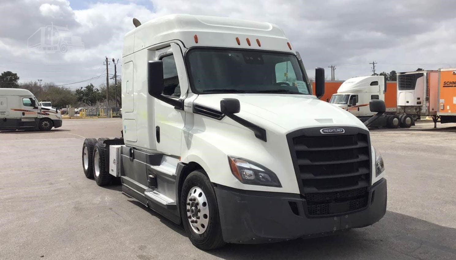 2021 Freightliner Cascadia 126 - photo 1