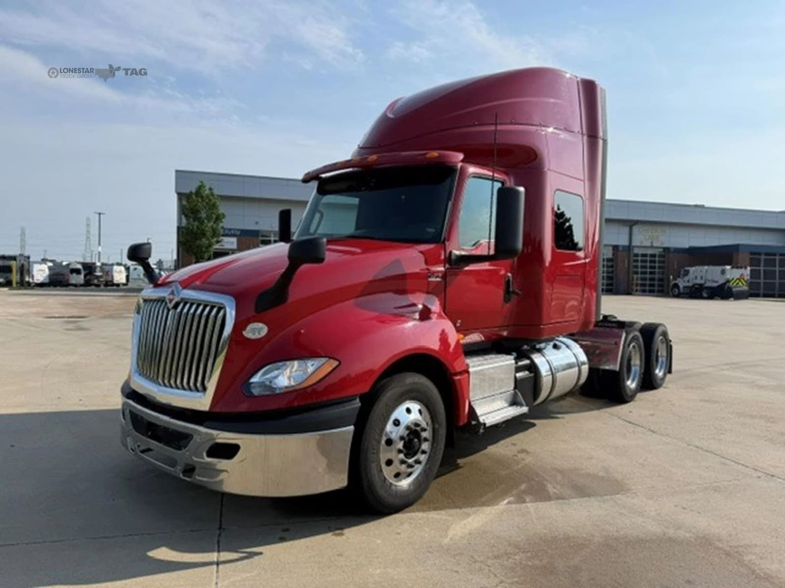 2021 International LT - photo 1