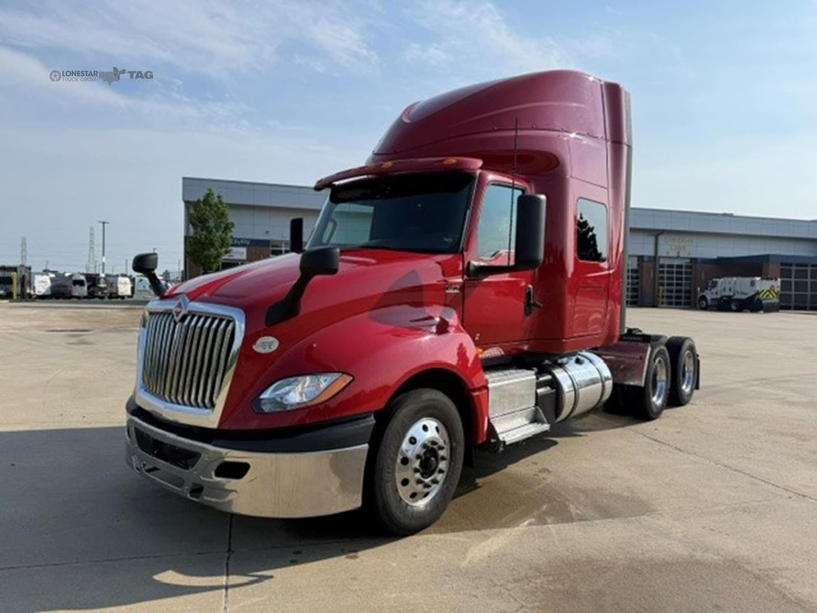 2021 International LT - photo 1