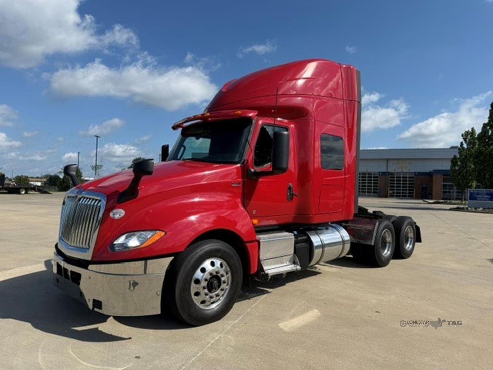 2021 International LT - photo 1