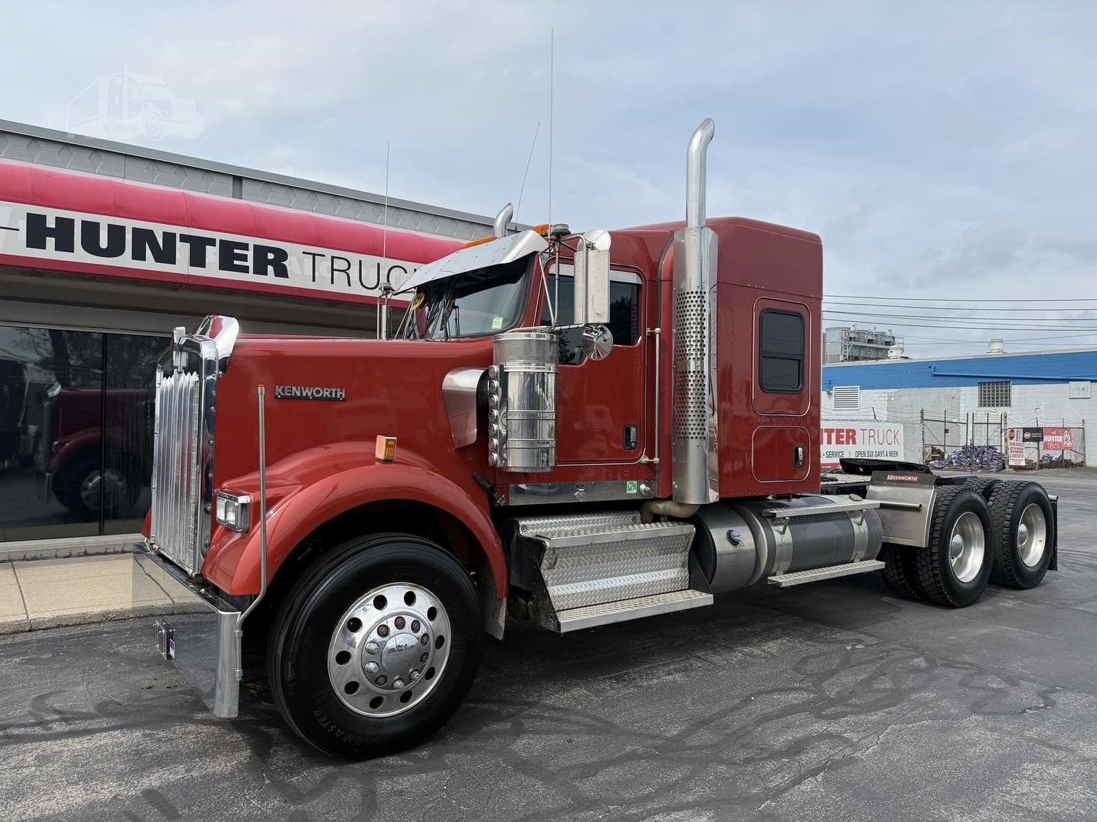 2021 Kenworth W900 - photo 1