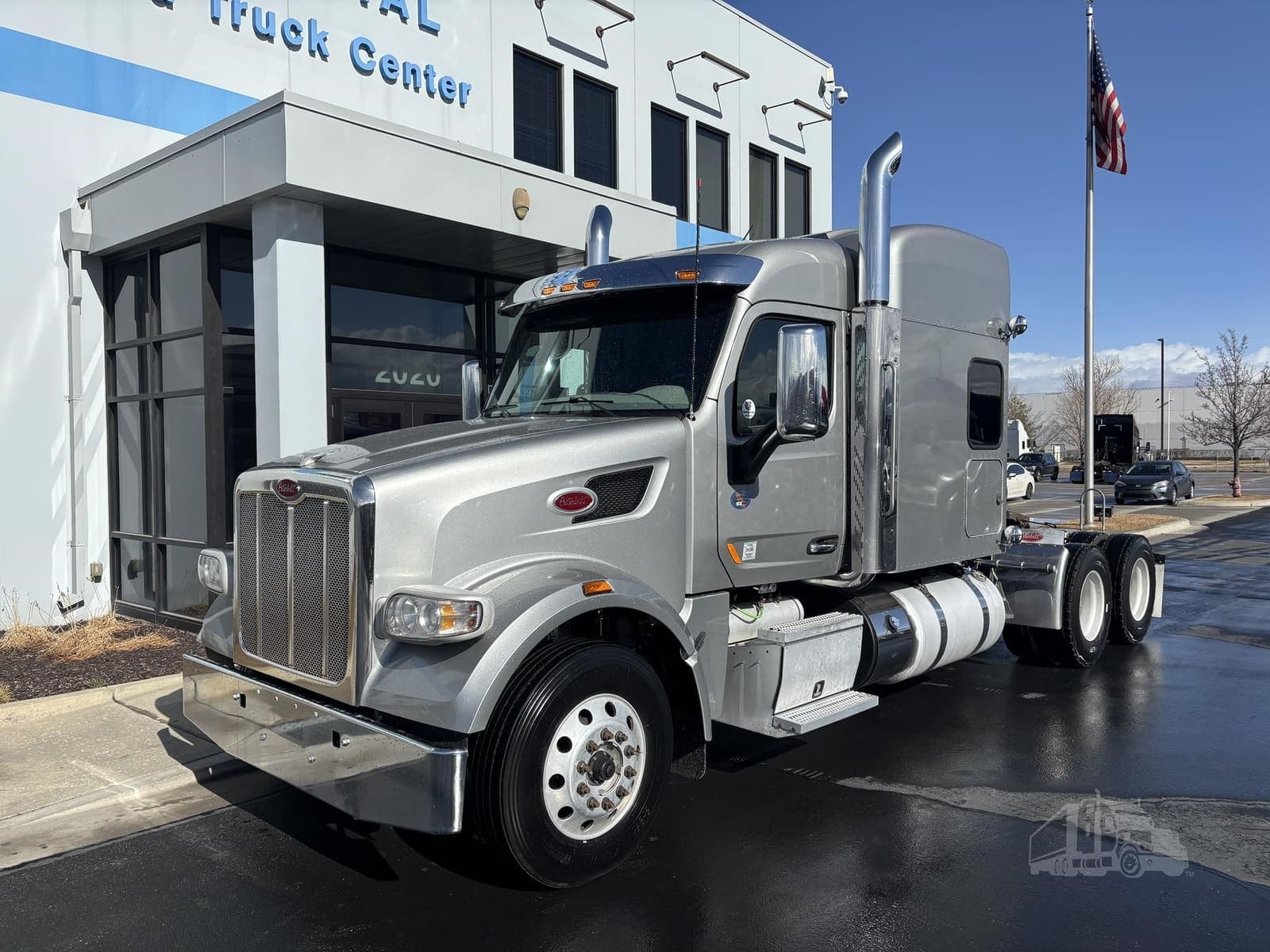 2021 Peterbilt 567 - photo 1