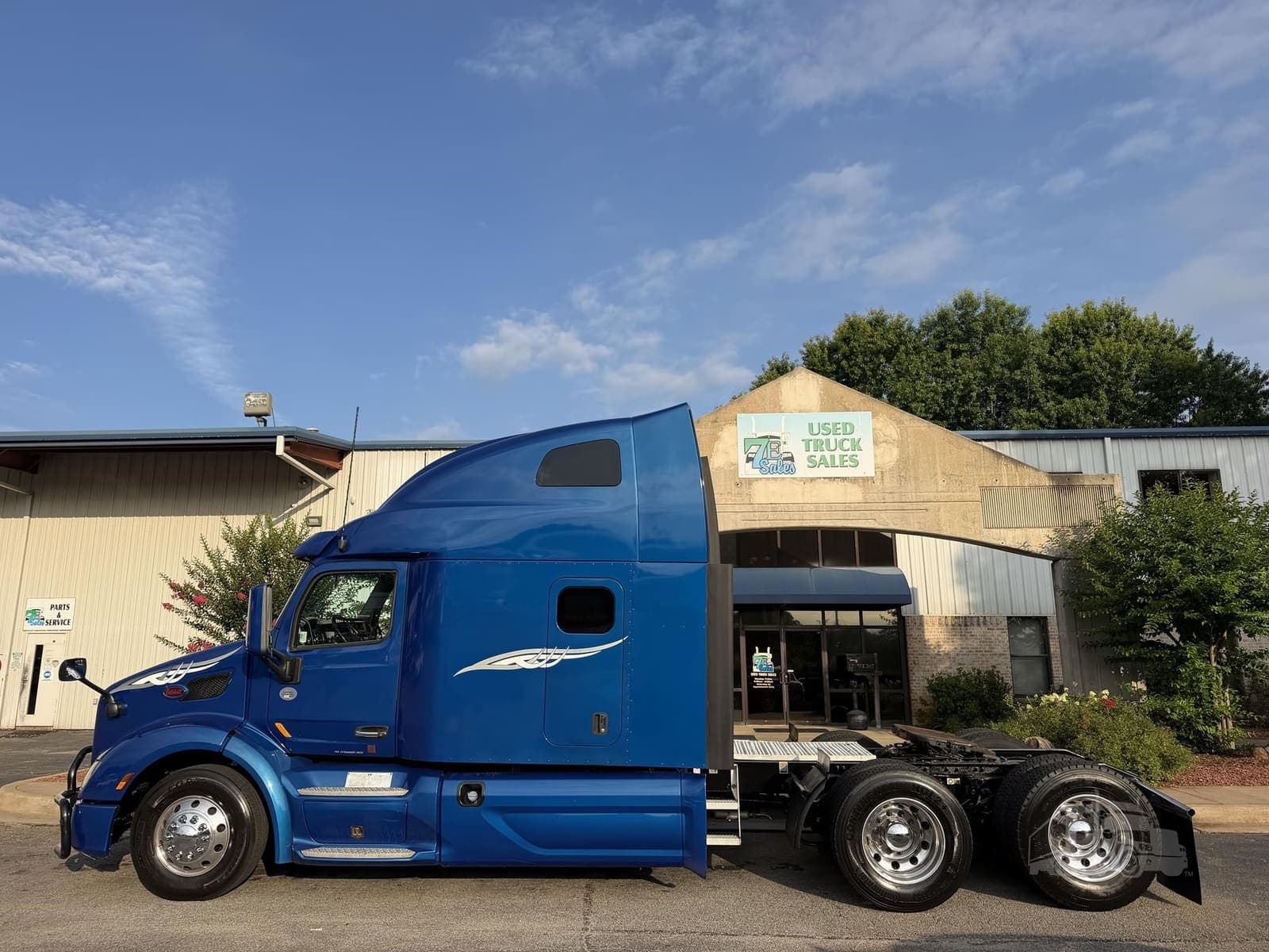 2021 Peterbilt 579 - photo 1