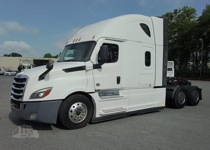 2022 Freightliner Cascadia 126 - photo 1