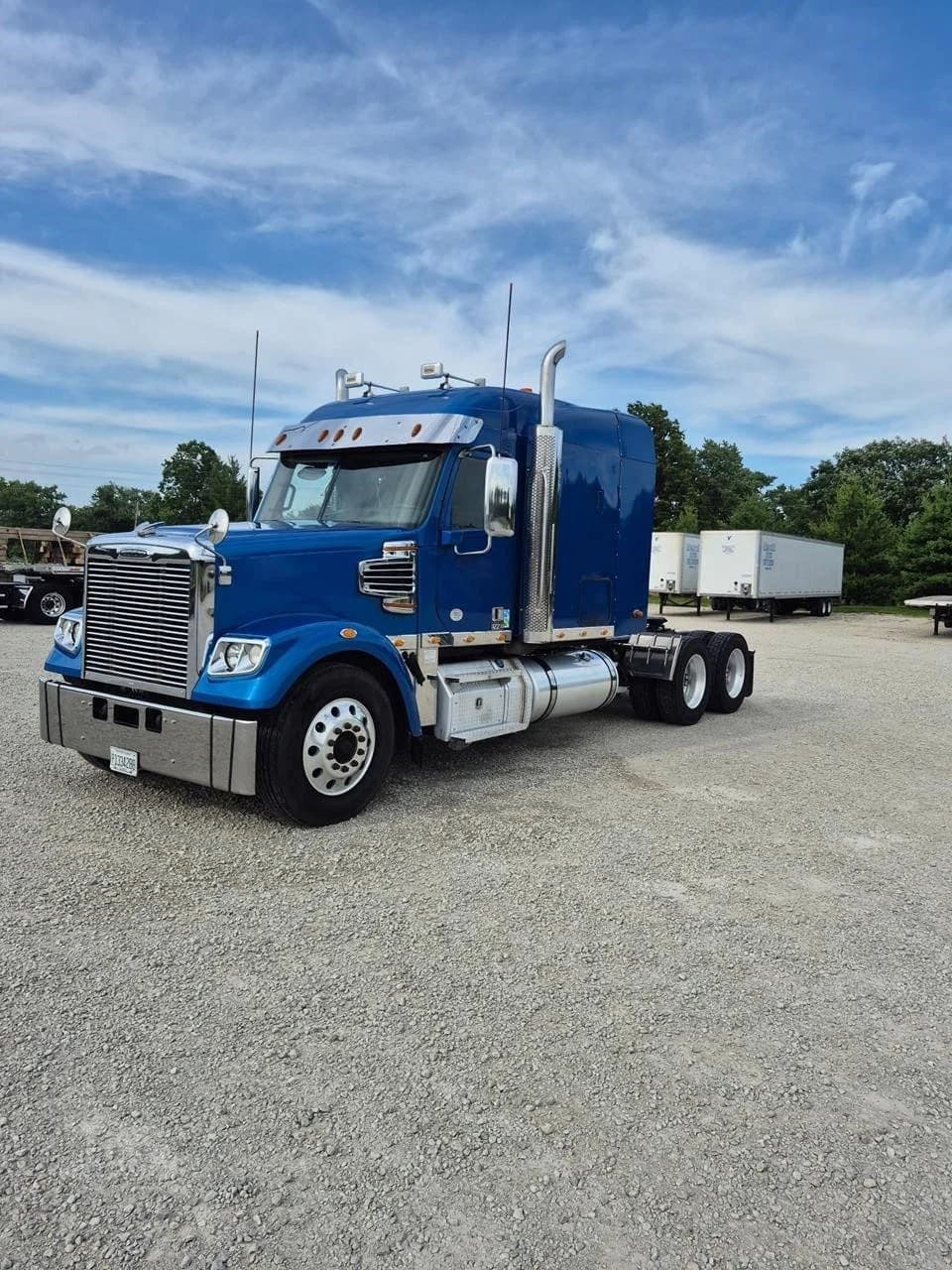 2022 Freightliner Coronado 122 SD - photo 1