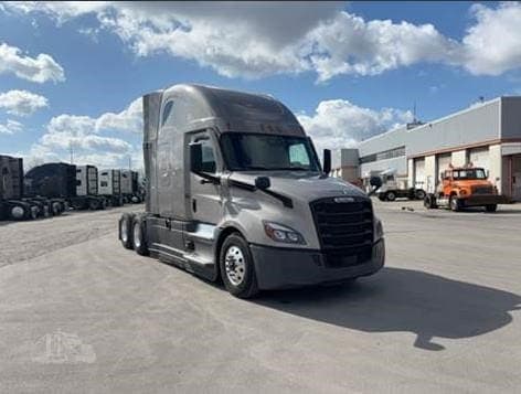 2024 Freightliner Cascadia 126 - photo 1