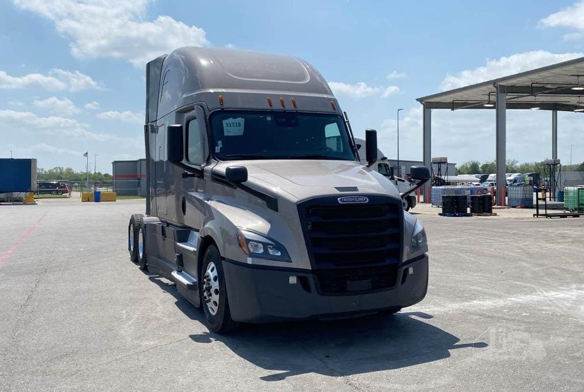 2024 Freightliner Cascadia 126 - photo 1