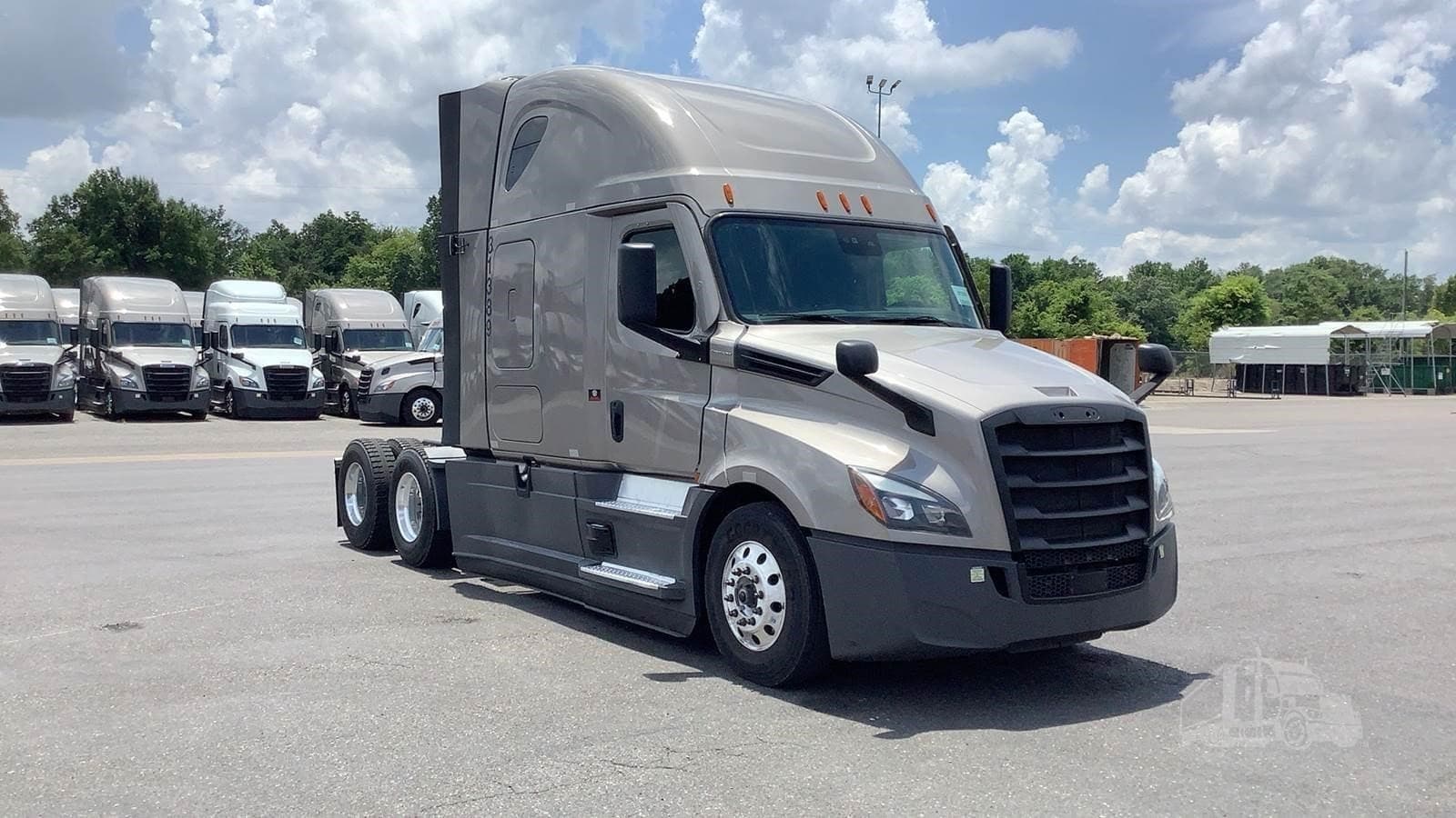 2024 Freightliner Cascadia 126 - photo 1