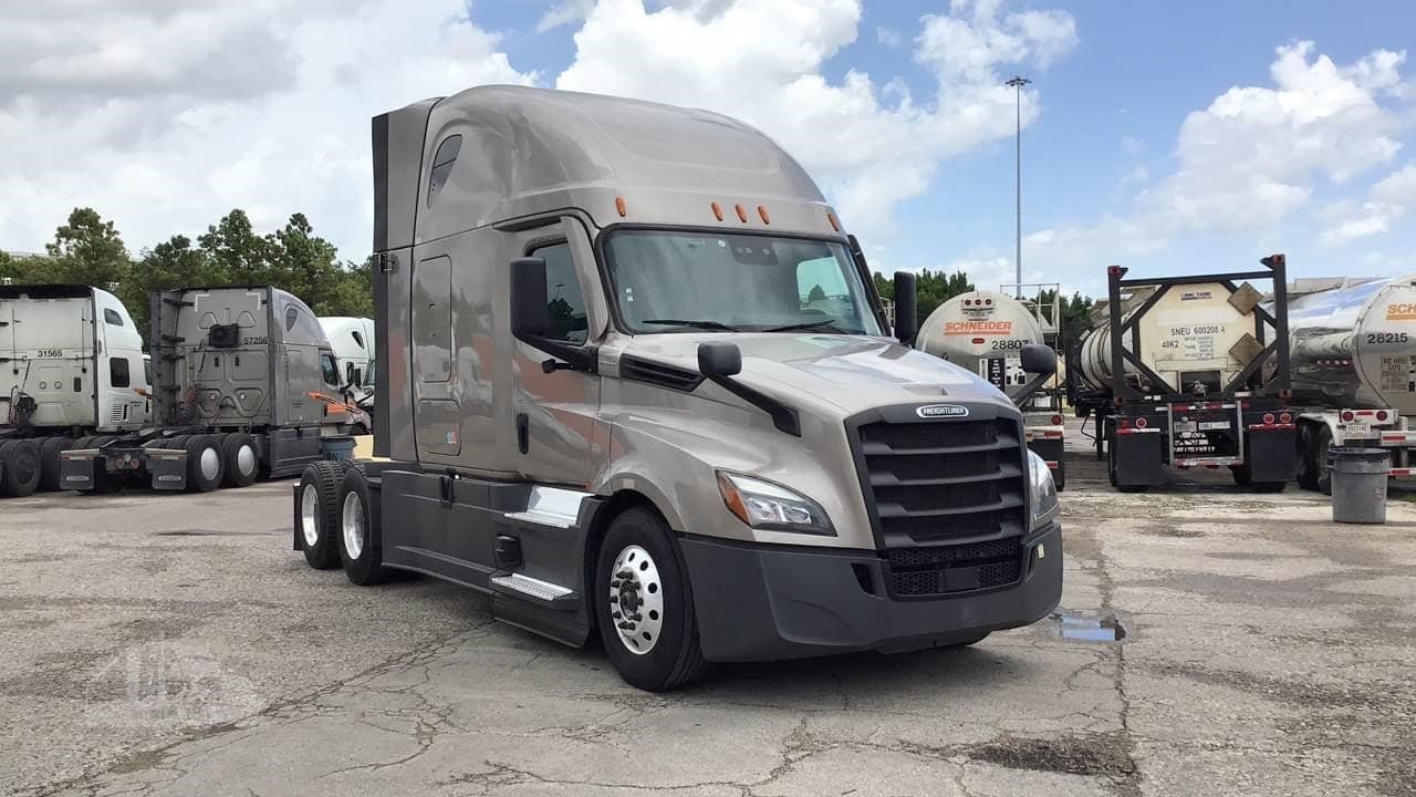 2024 Freightliner Cascadia 126 - photo 1
