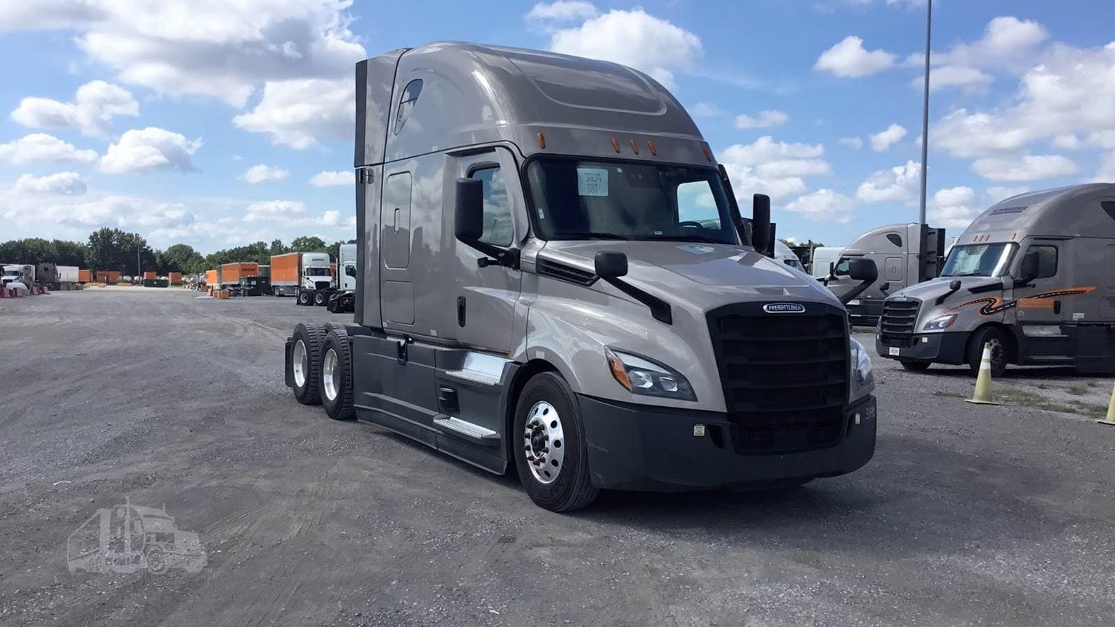 2024 Freightliner Cascadia 126 - photo 1