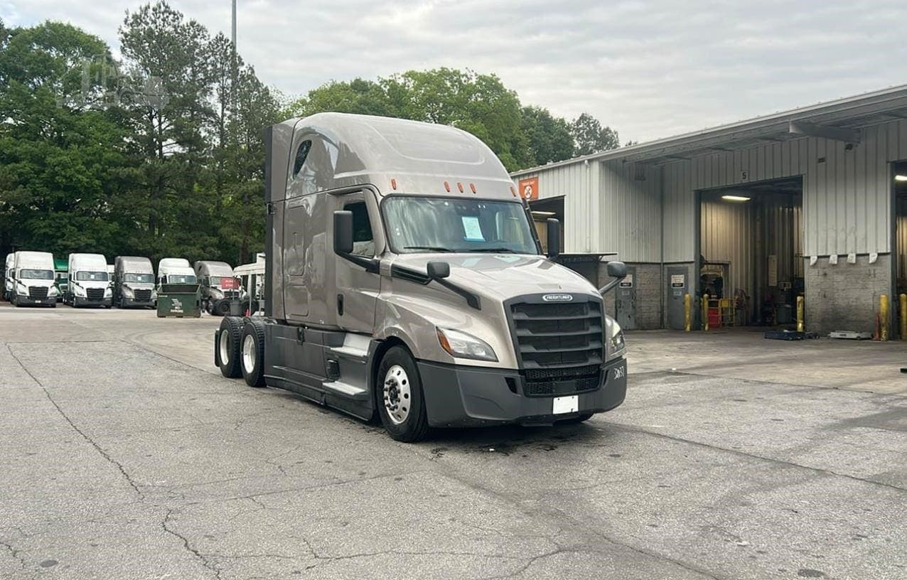 2024 Freightliner Cascadia 126 - photo 1