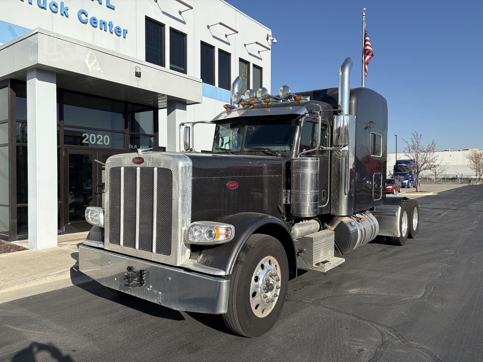 2024 Peterbilt 389 - photo 1