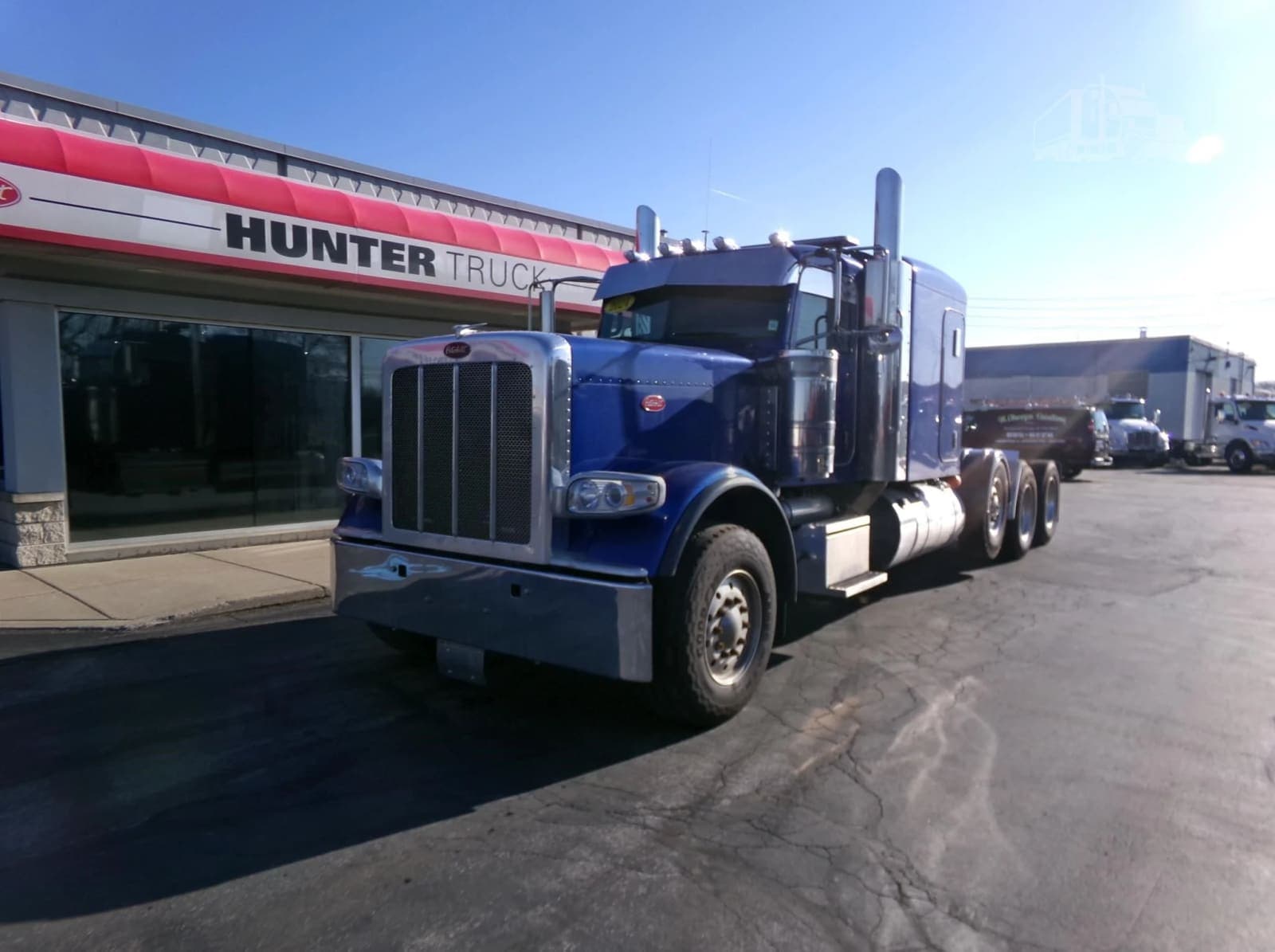2024 Peterbilt 389 - photo 1