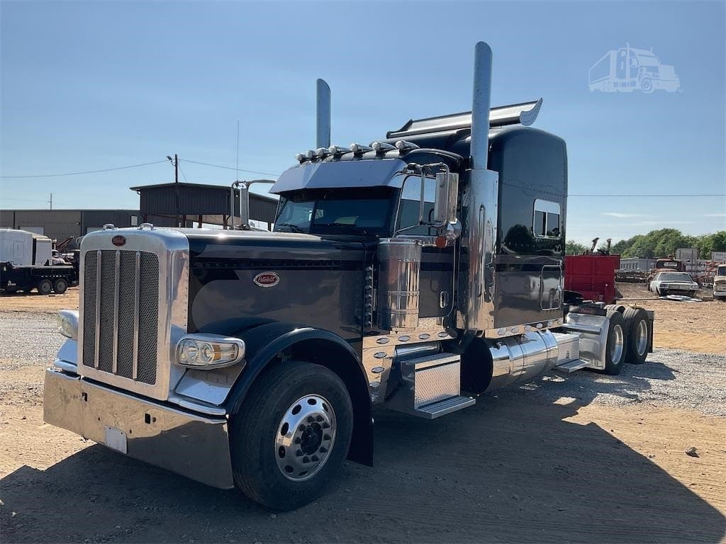 2024 Peterbilt 389 - photo 1